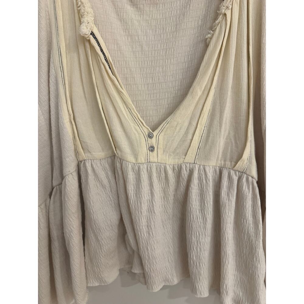 Urban Outfitters Cream Textured Boho Blouse • Size L - Picture 9 of 9